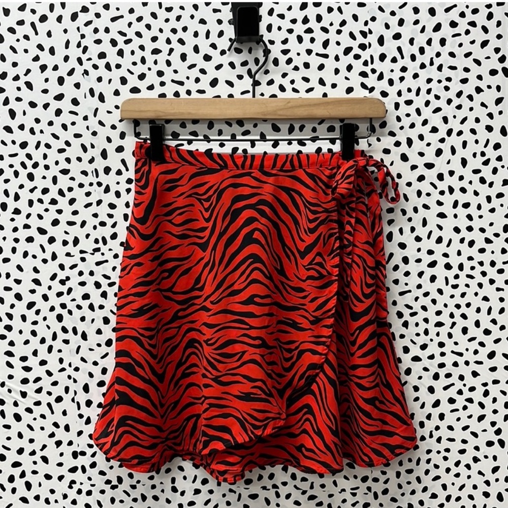 Aritzia Sunday Best Tiger Wrap Mini Skirt - Picture 2 of 4